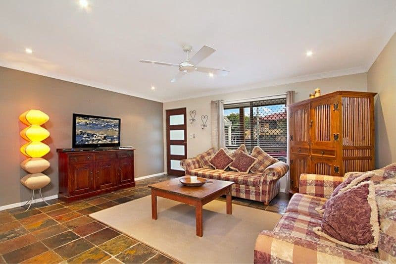 6 Jacqueline Avenue, SPRINGWOOD QLD 4127, Springwood - Thumbnail 2