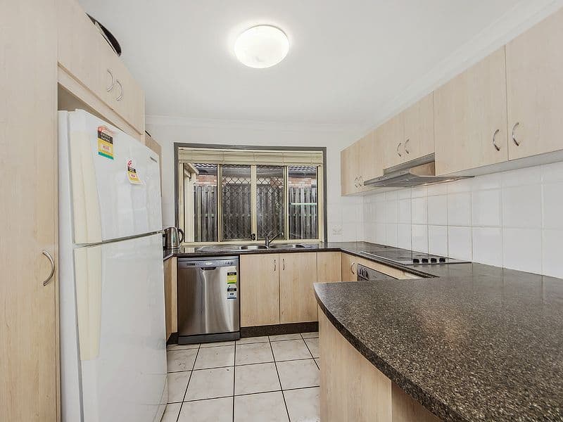 7 Amberwood Drive, UPPER COOMERA QLD 4209, Upper Coomera - Thumbnail 4