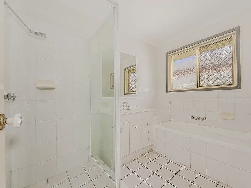 7 Amberwood Drive, UPPER COOMERA QLD 4209, Upper Coomera - Thumbnail 8