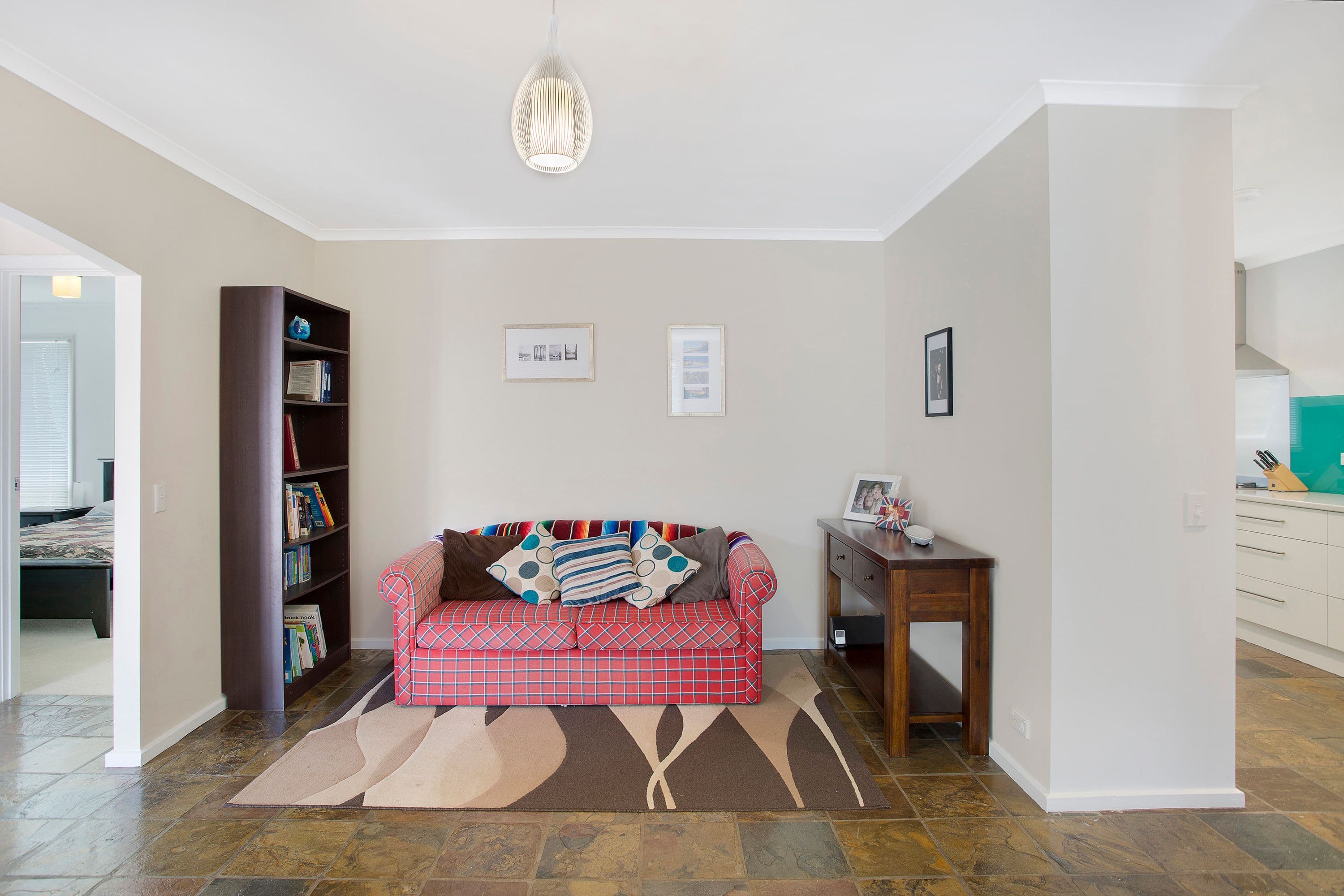 2 Waikiki Close, Killarney Vale - Thumbnail 4