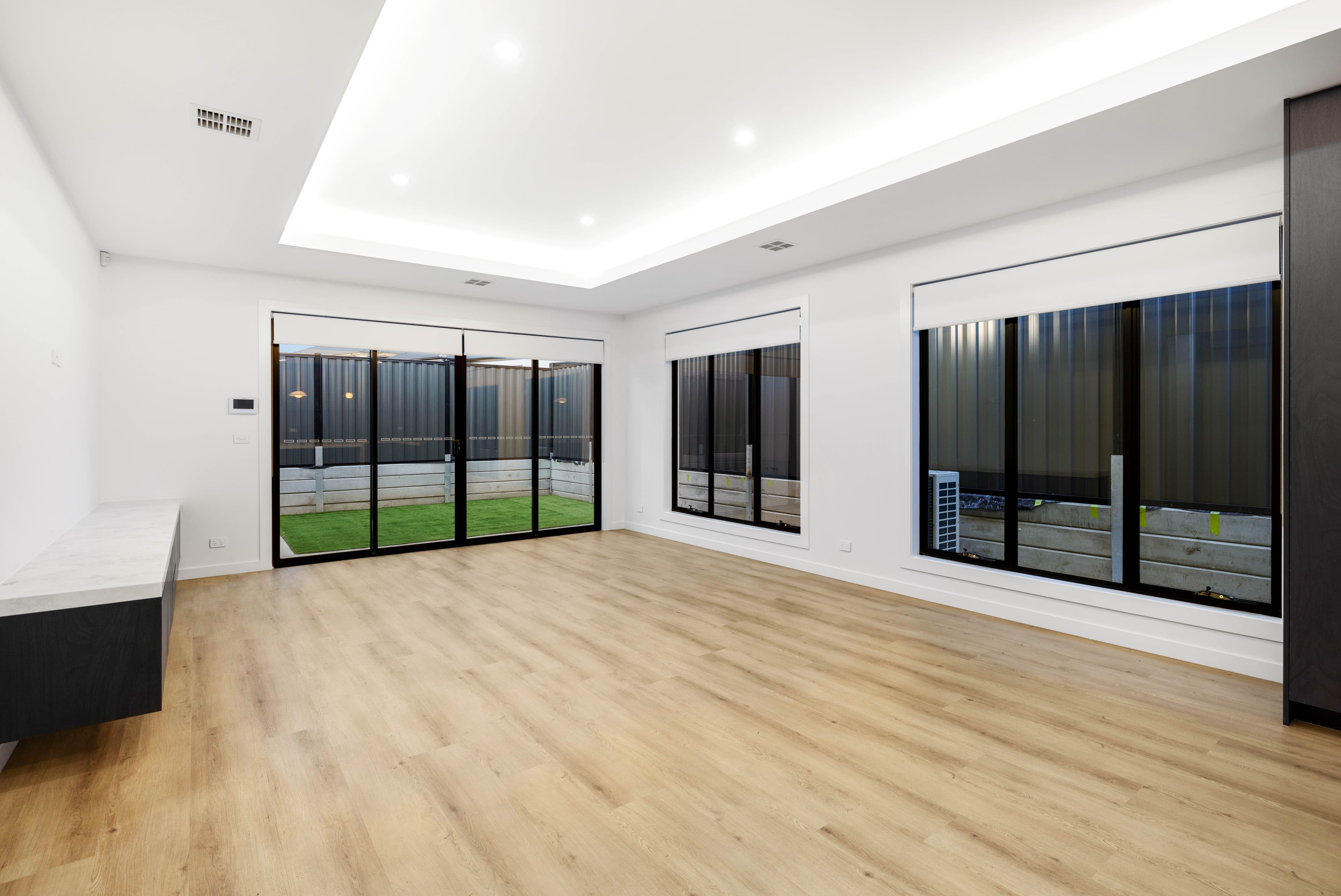 12 Xenolith Drive, Craigieburn VIC 3064, Craigieburn - Thumbnail 2