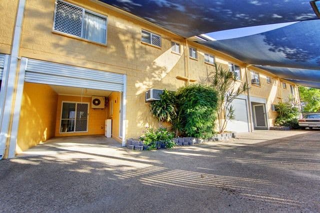 66 Cook Street, NORTH WARD QLD 4810, North Ward - Thumbnail 2