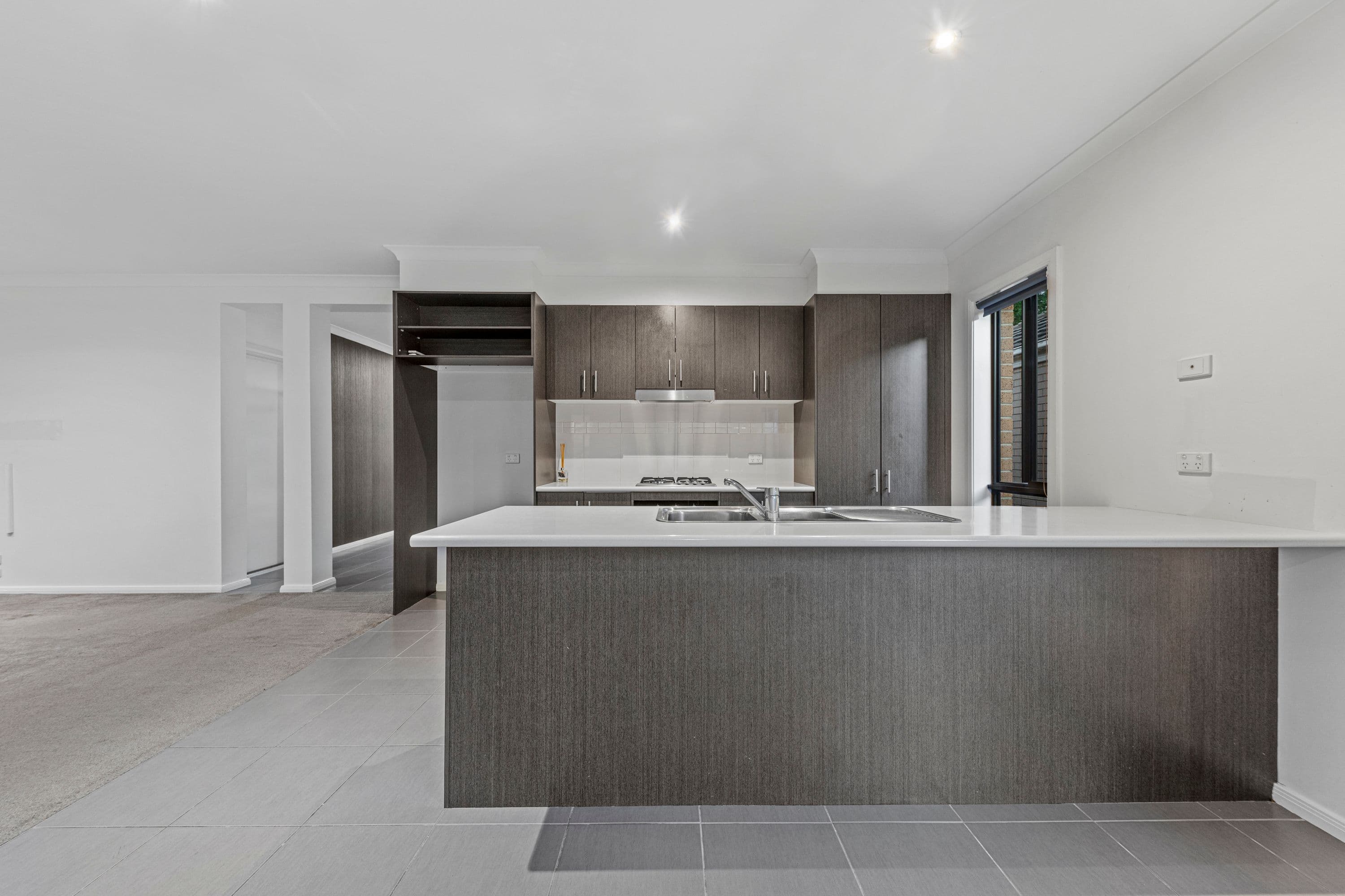 24 Downing Square, Pakenham VIC 3810, Pakenham - Thumbnail 7