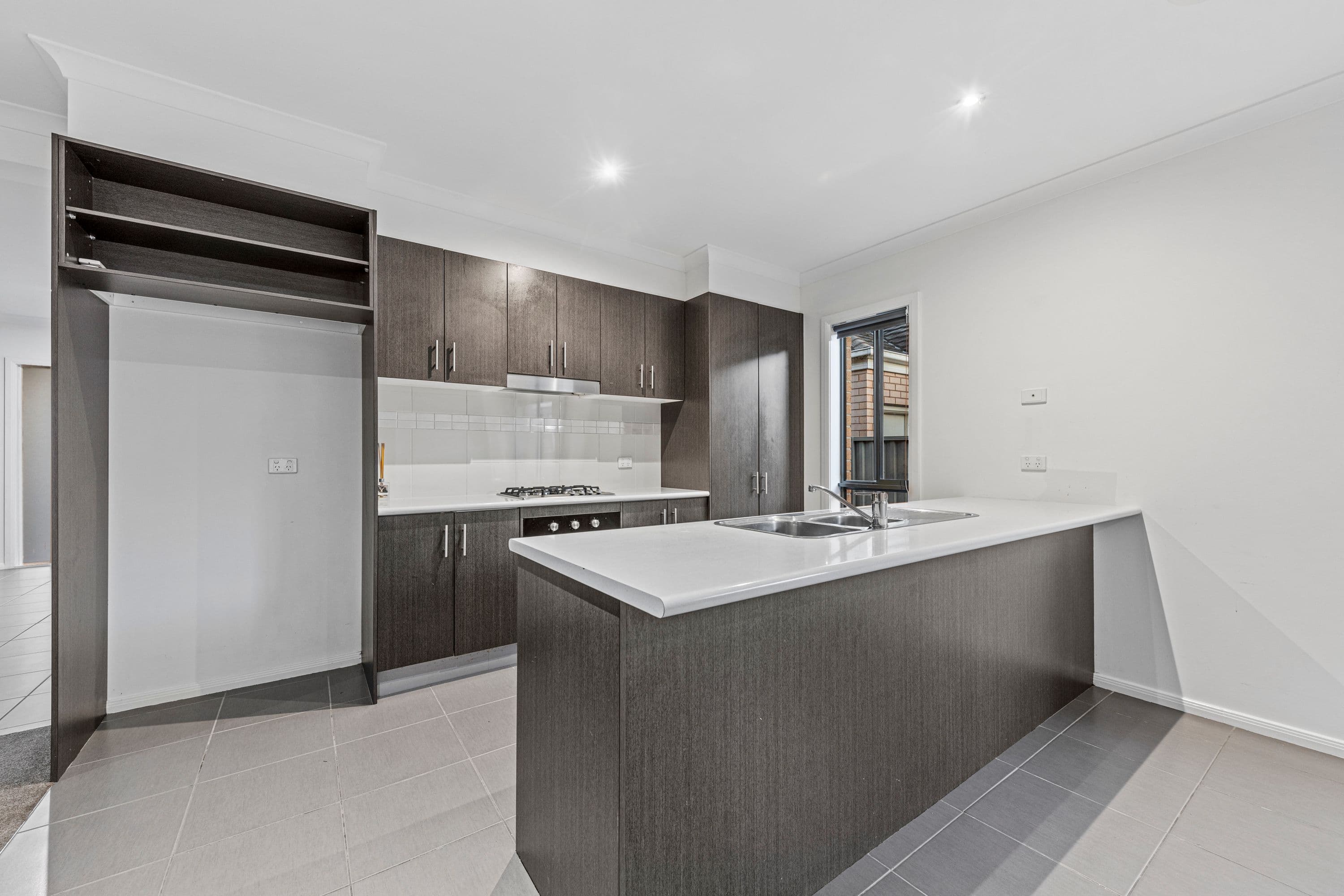 24 Downing Square, Pakenham VIC 3810, Pakenham - Thumbnail 8