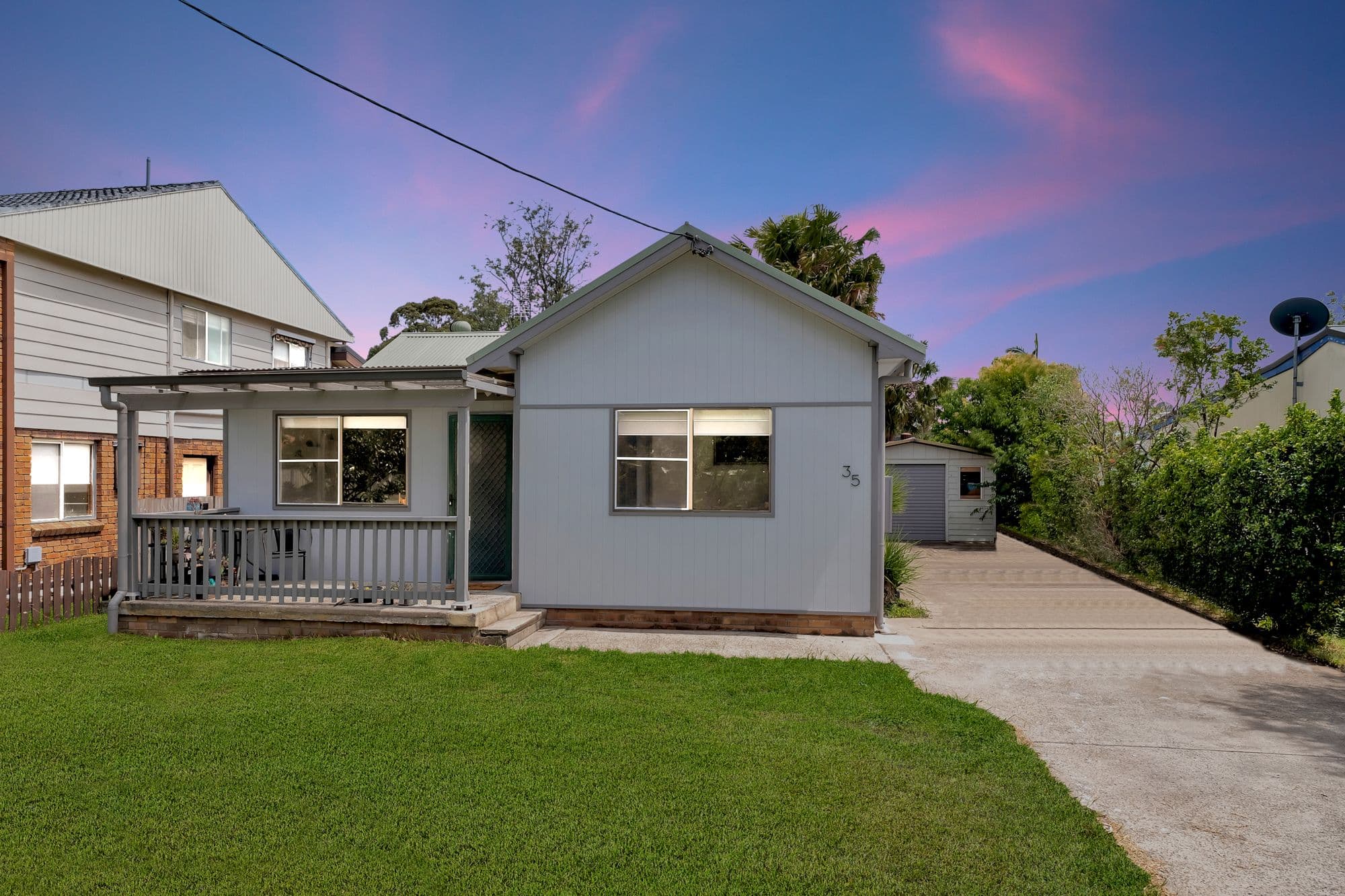 35 Windsor Road, Berkeley Vale NSW 2261, Berkeley Vale - Image 1