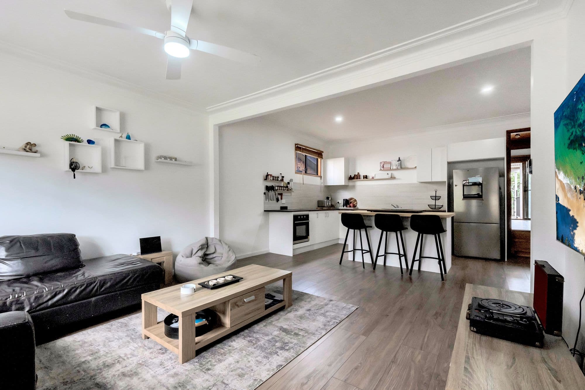35 Windsor Road, Berkeley Vale NSW 2261, Berkeley Vale - Thumbnail 4
