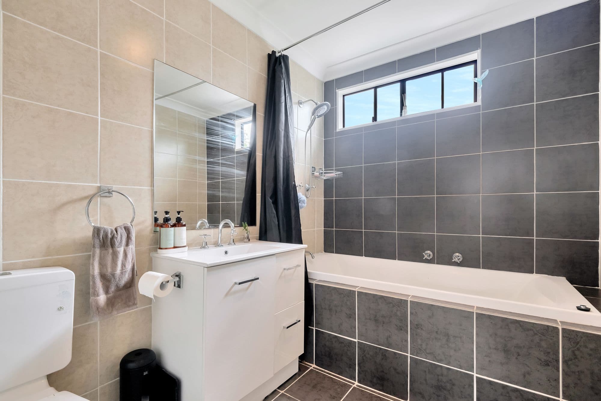 35 Windsor Road, Berkeley Vale NSW 2261, Berkeley Vale - Thumbnail 7