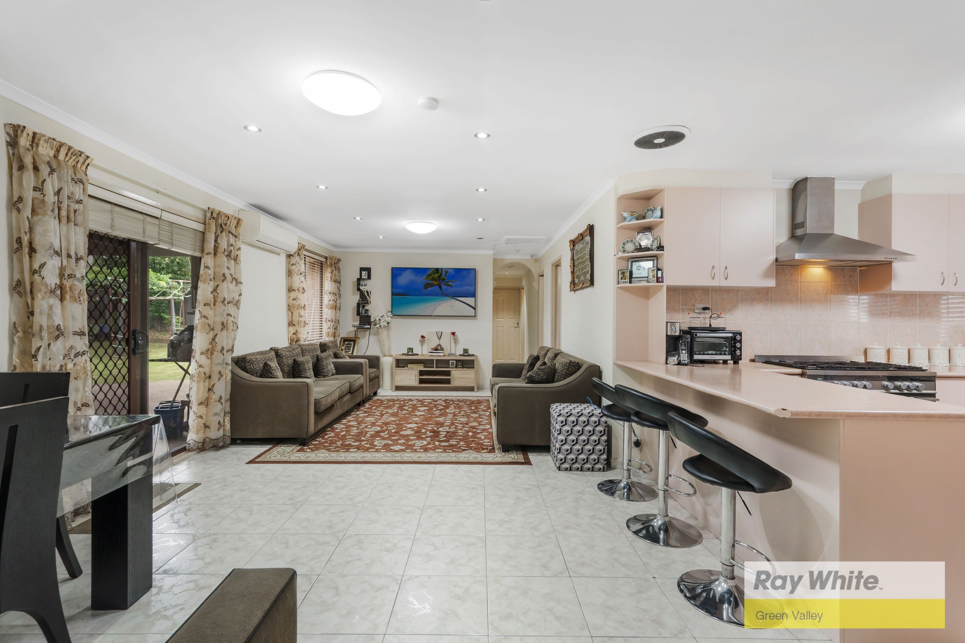 21 Hinchinbrook Drive, Hinchinbrook NSW 2168, Hinchinbrook - Thumbnail 7
