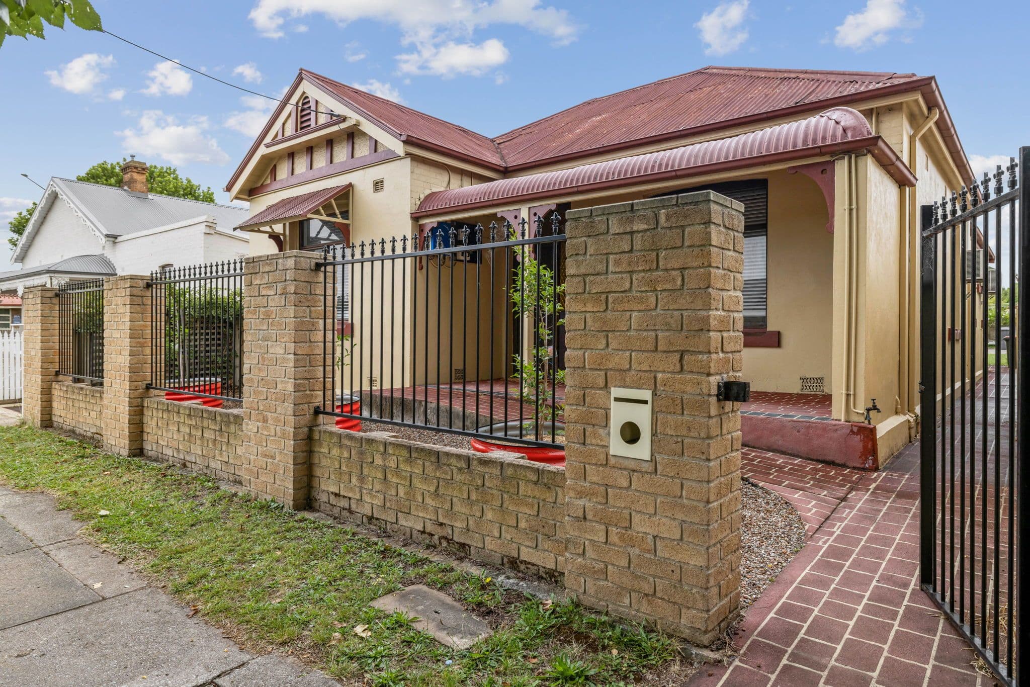 250 Bourke Street, Goulburn NSW 2580, Goulburn - Image 1