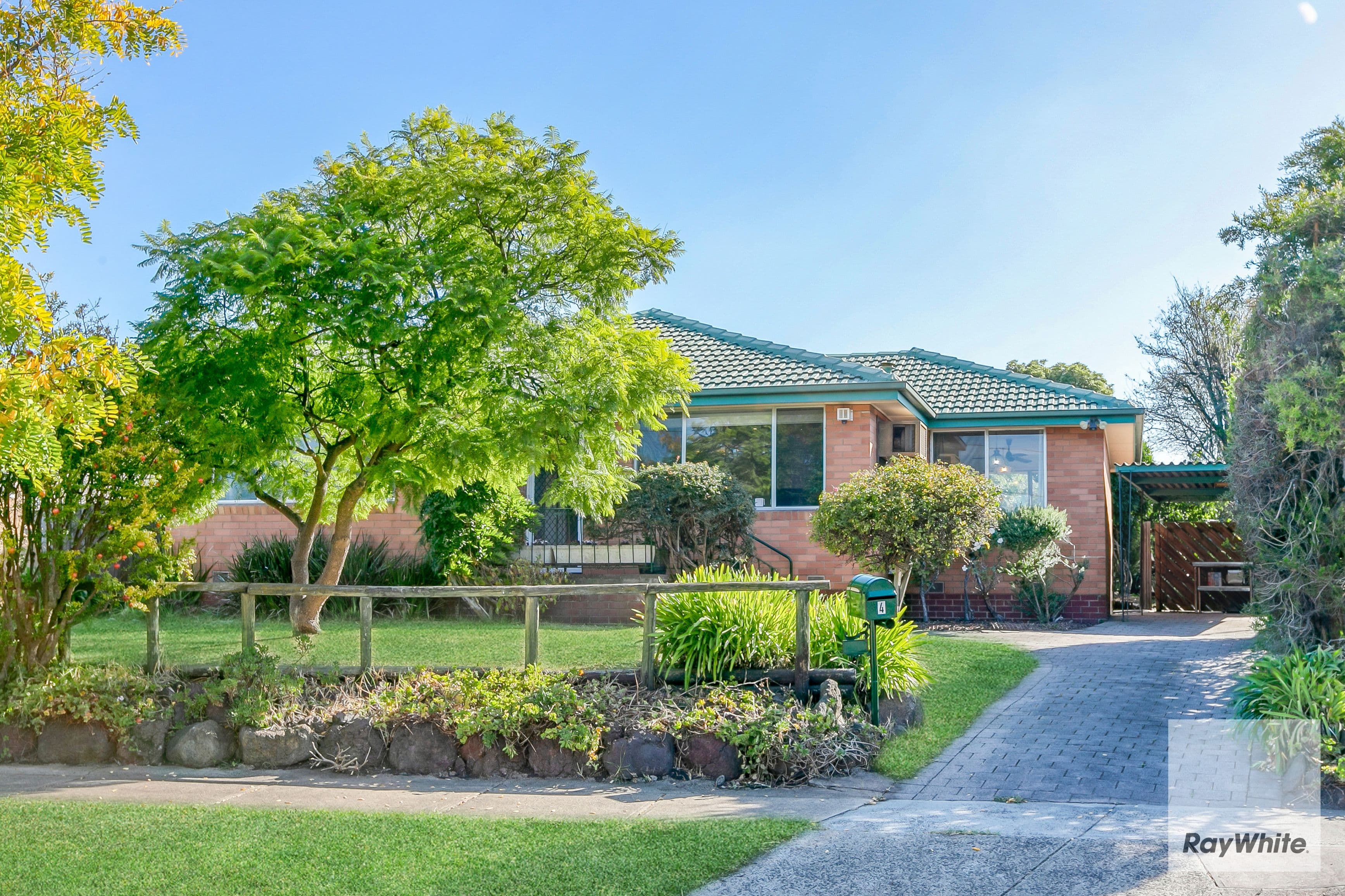 4 Neilsen Crescent, Bundoora VIC 3083, Bundoora - Image 1