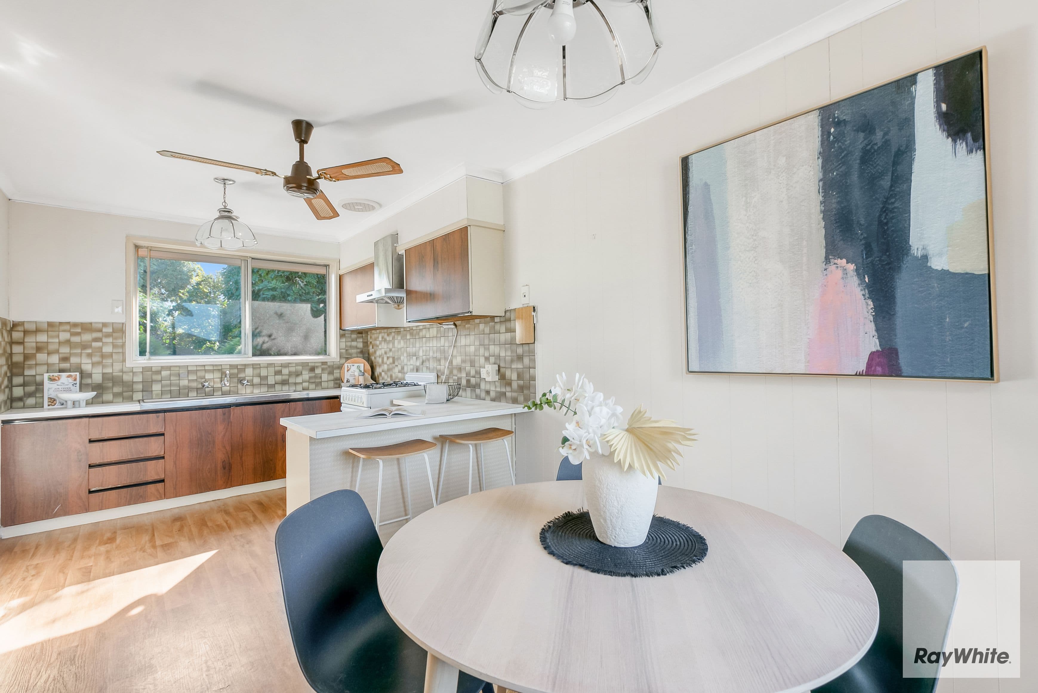 4 Neilsen Crescent, Bundoora VIC 3083, Bundoora - Thumbnail 5