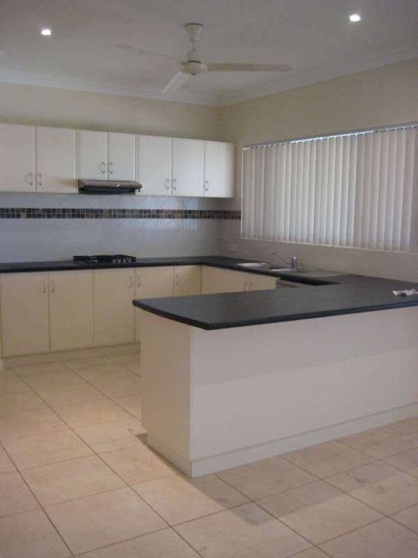 8 Bowerbird Drive, KARRATHA WA 6714, Karratha - Thumbnail 2