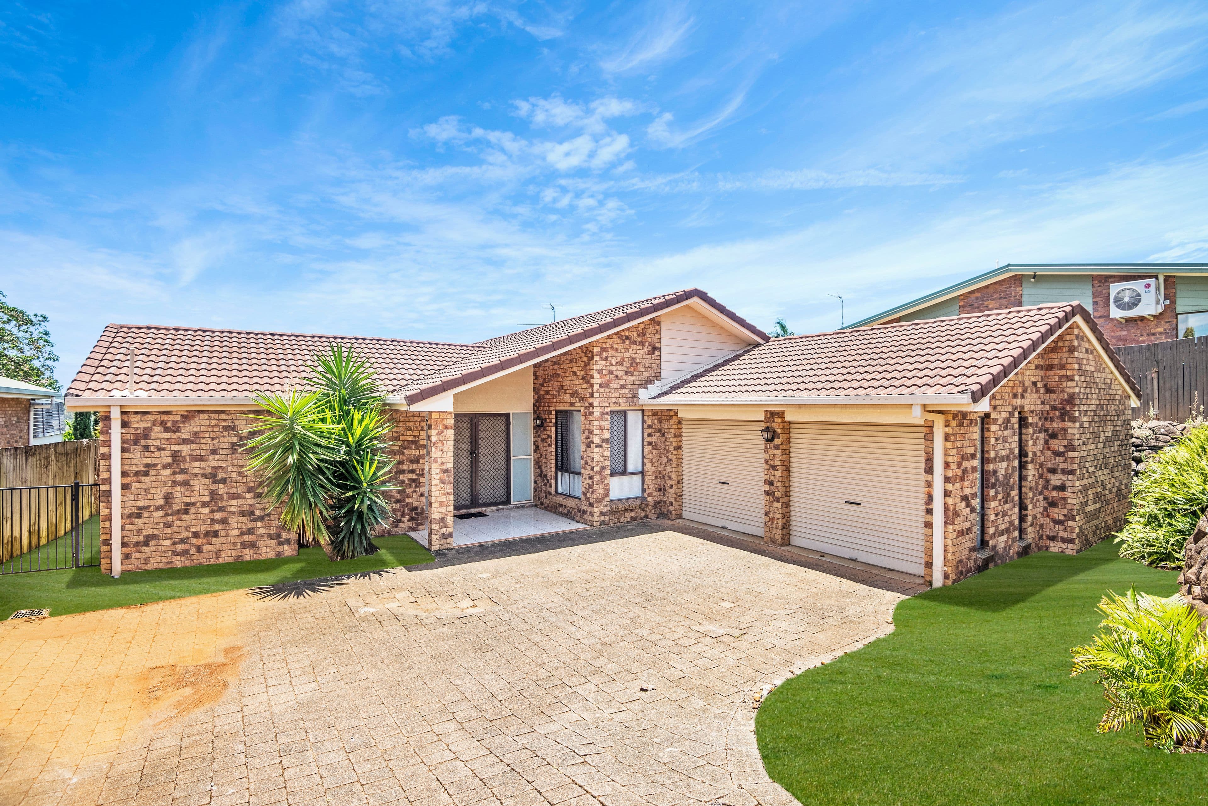 22 Jarrah Place, Banora Point - Image 1