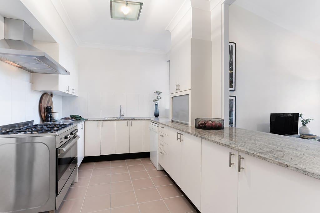 26/2 Spruson Street, Neutral Bay - Thumbnail 2