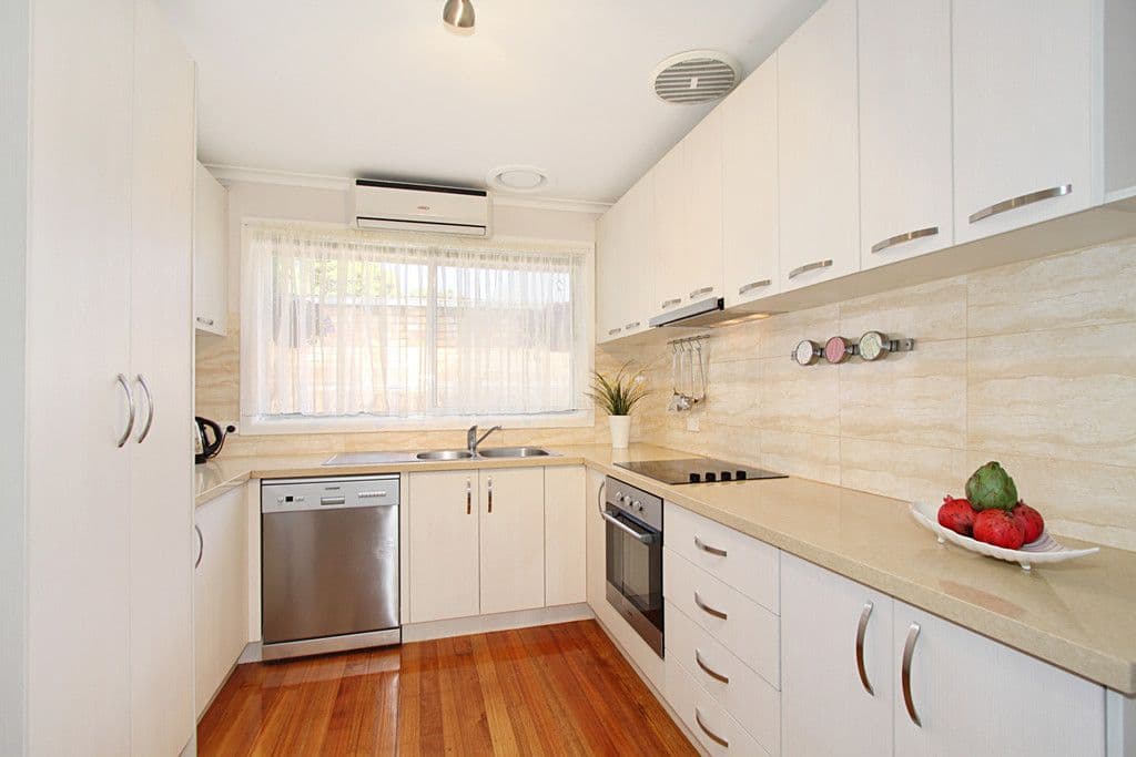 130 East Boundary Road, BENTLEIGH EAST VIC 3165, Bentleigh East - Thumbnail 5