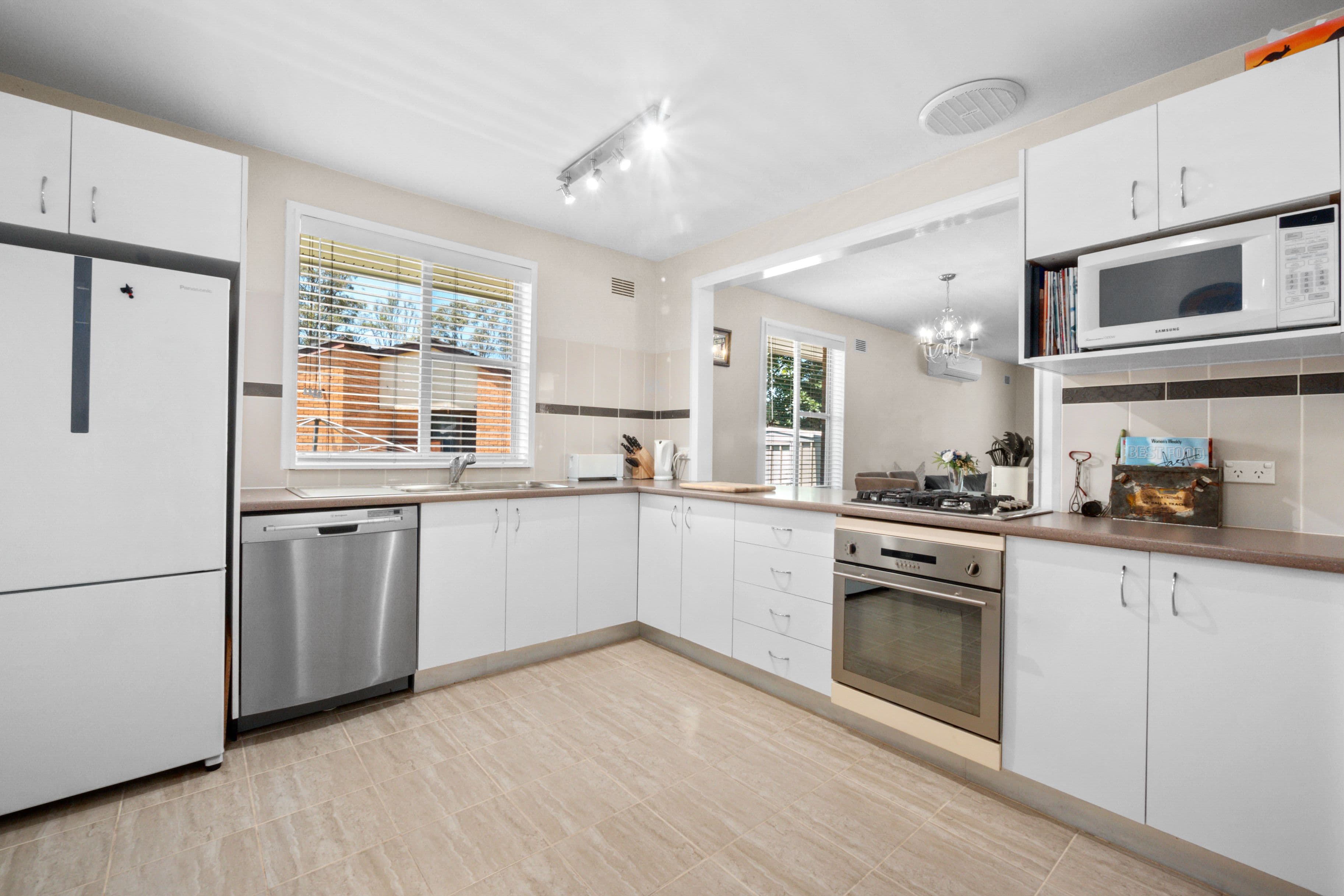 22 Mckellar Crescent, South Windsor NSW 2756, South Windsor - Thumbnail 4