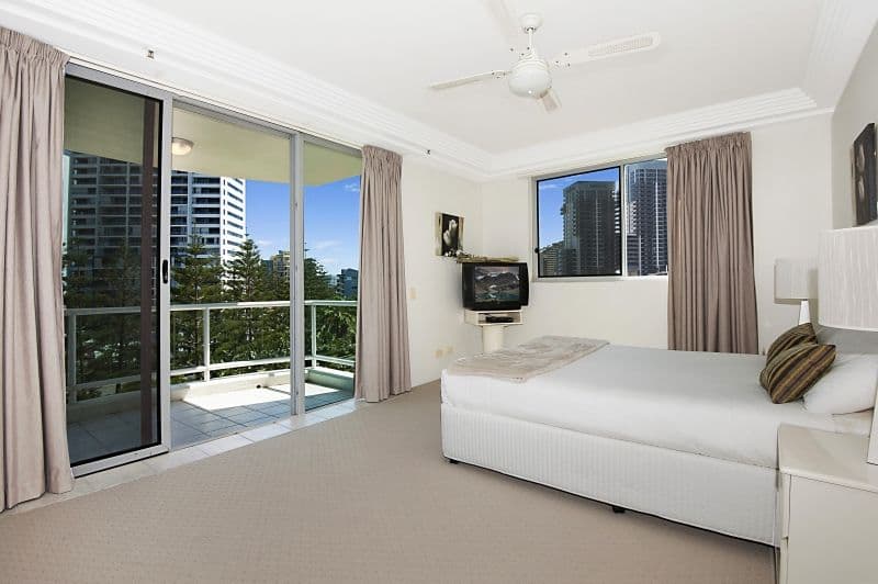 APT 15 'Carmel By The Sea' 177 Old Burleigh Road, BROADBEACH QLD 4218, Broadbeach - Thumbnail 5