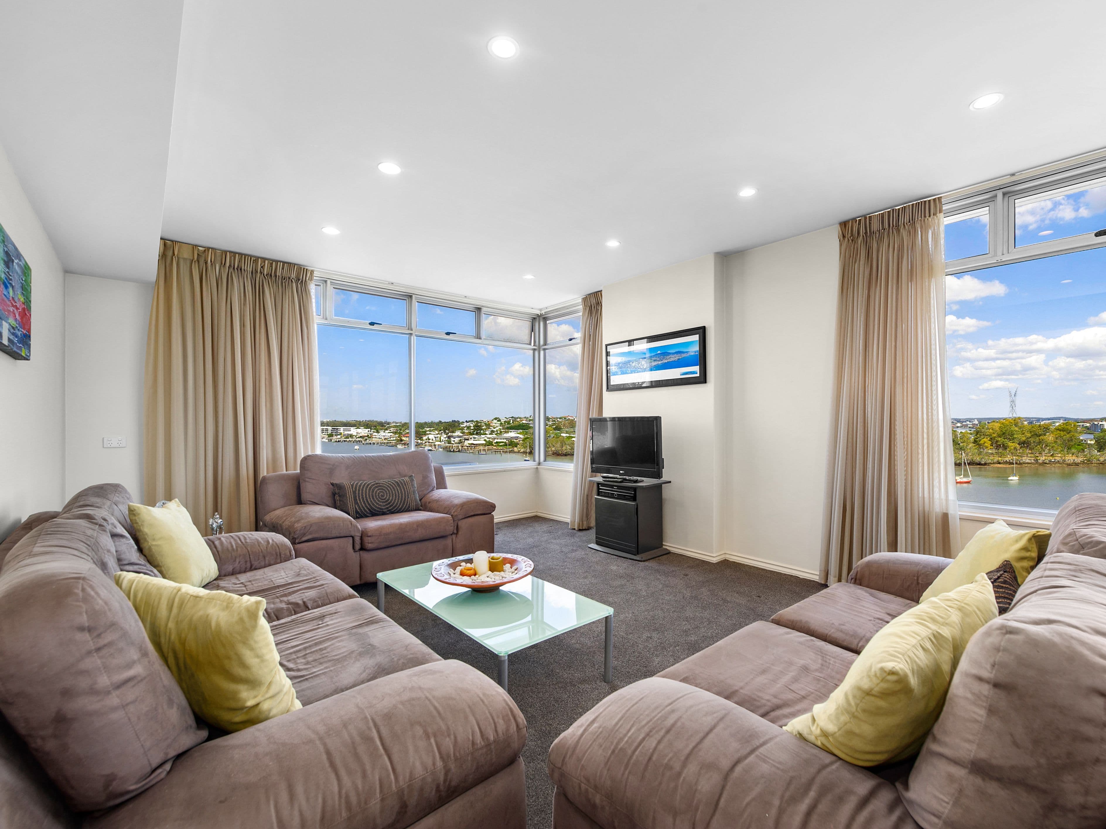 11 Hillside Crescent, Hamilton QLD 4007, Hamilton - Thumbnail 3