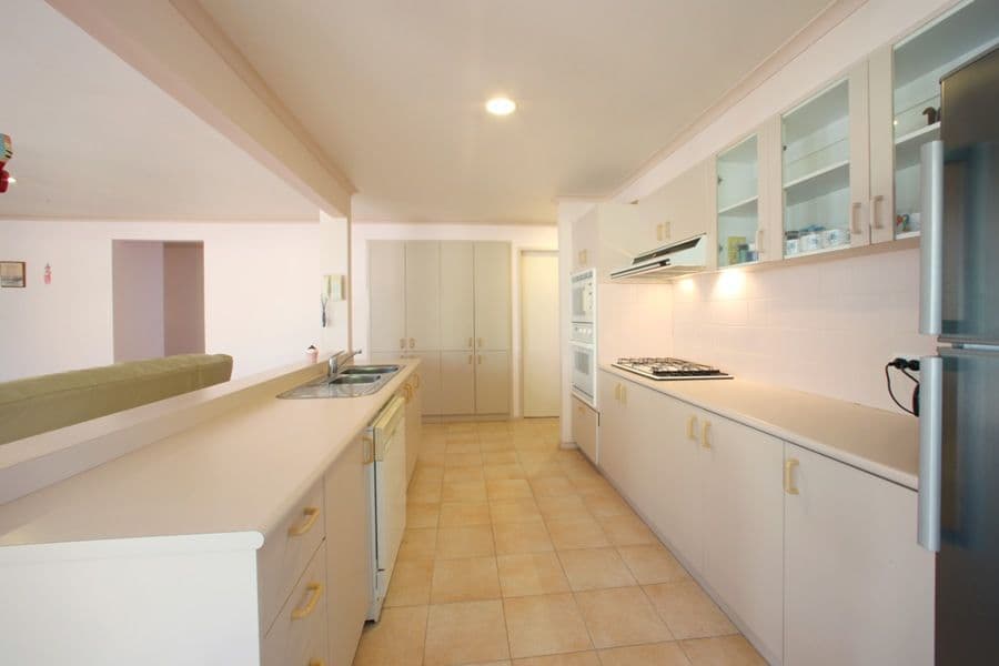 4 Morton Place, ROWVILLE VIC 3178, Rowville - Thumbnail 2
