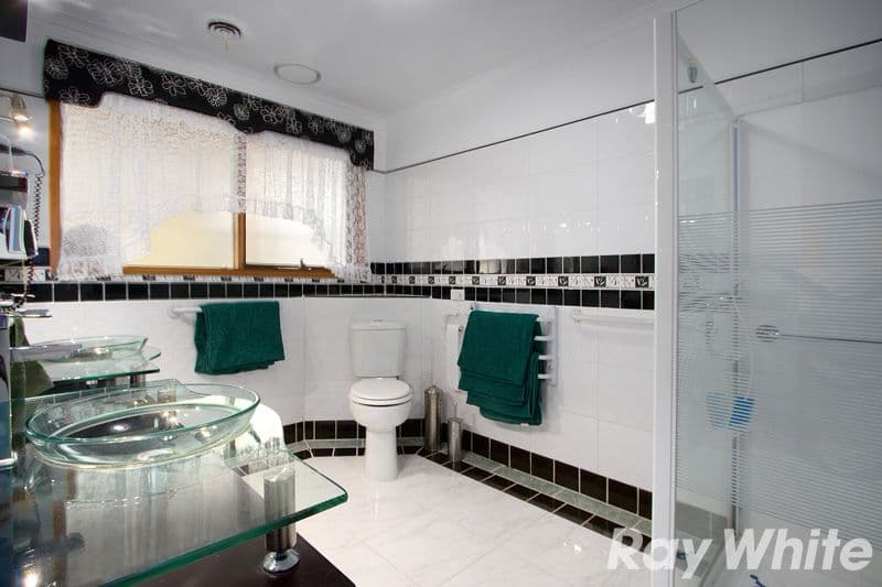 4 Ann Crescent, PAKENHAM VIC 3810, Pakenham - Thumbnail 7