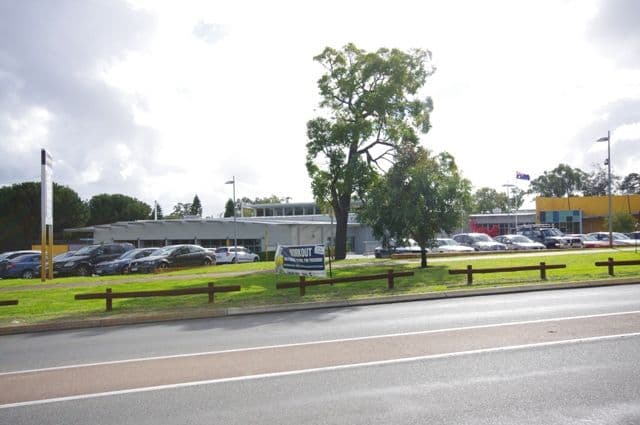 122 Princess Road, BALGA WA 6061, Balga - Thumbnail 3