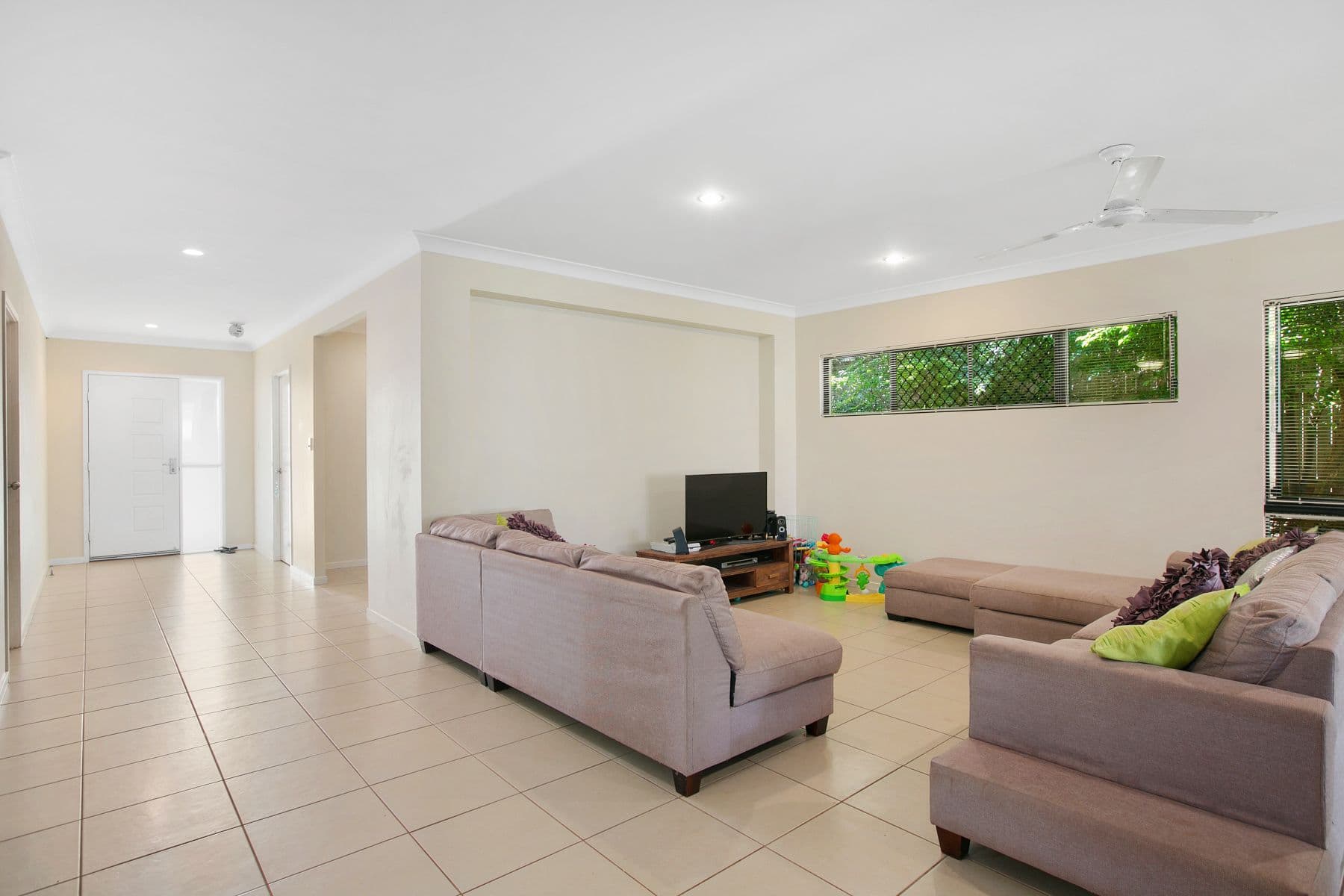 85 Moresby Street, Trinity Beach QLD 4879, Trinity Beach - Thumbnail 2