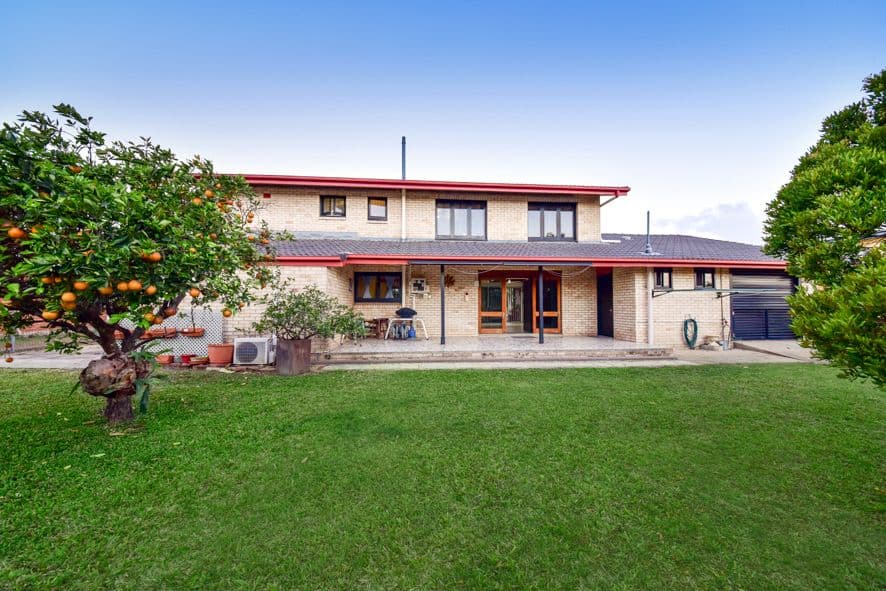 34 Stanbury Street, Proserpine QLD 4800, Proserpine - Thumbnail 3