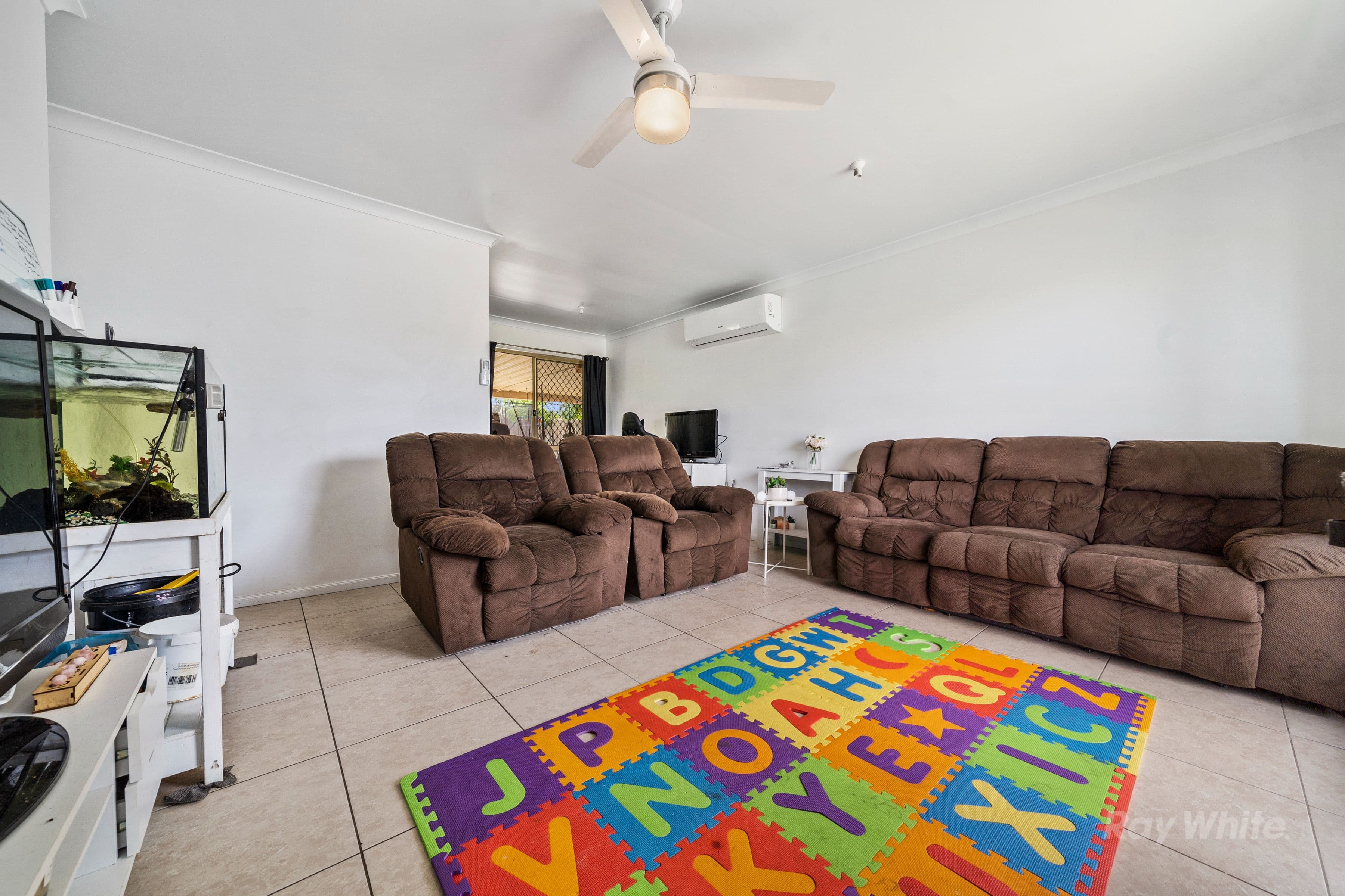 11 Rundell Street, Crestmead QLD 4132, Crestmead - Thumbnail 2
