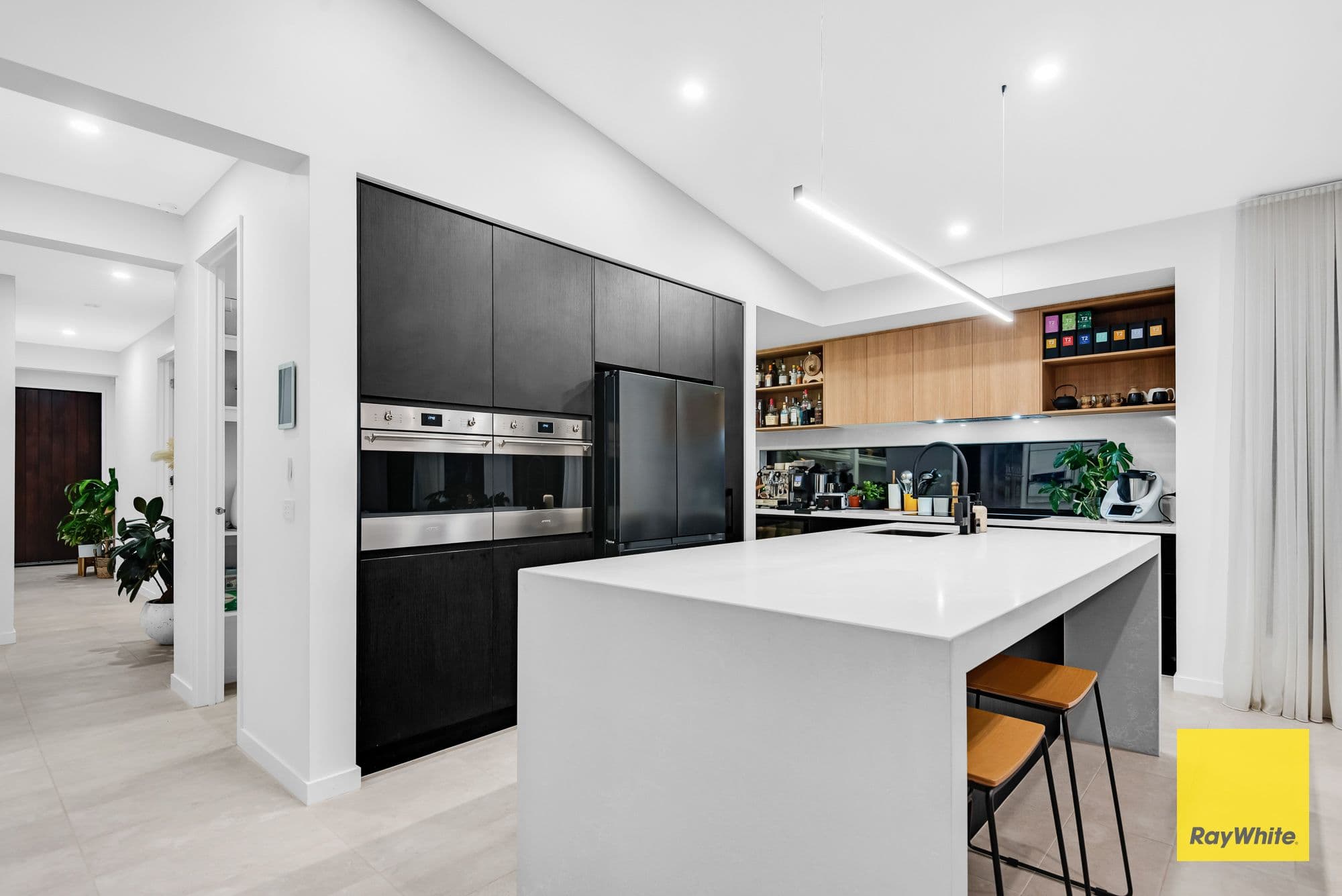 6 Longan Street, Truganina VIC 3029, Truganina - Thumbnail 7