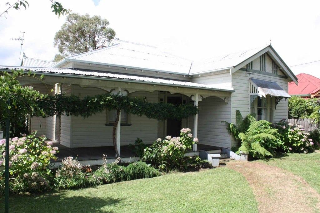 258 Bourke, GLEN INNES NSW 2370, Glen Innes - Image 1