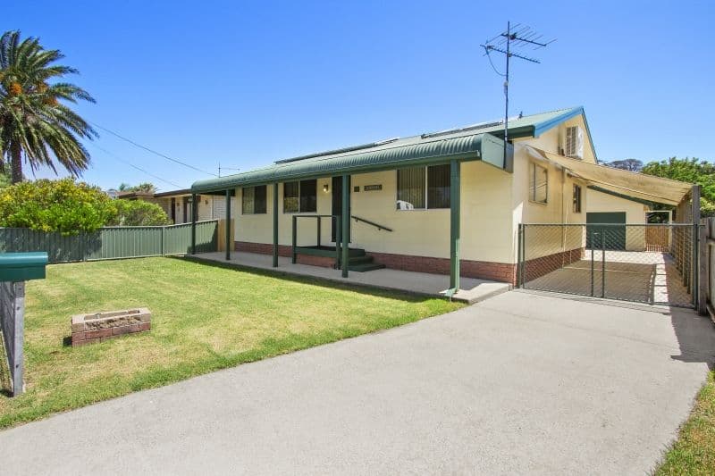 85 Ainslie Parade, Tomakin - Image 1