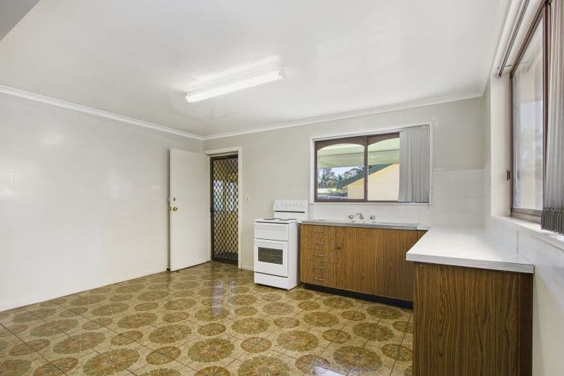 85 Ainslie Parade, Tomakin - Thumbnail 2