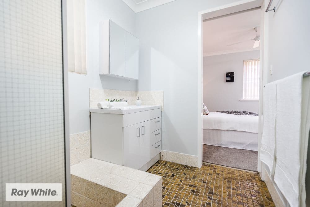 14 Chataway Road, Girrawheen WA 6064, Girrawheen - Thumbnail 8