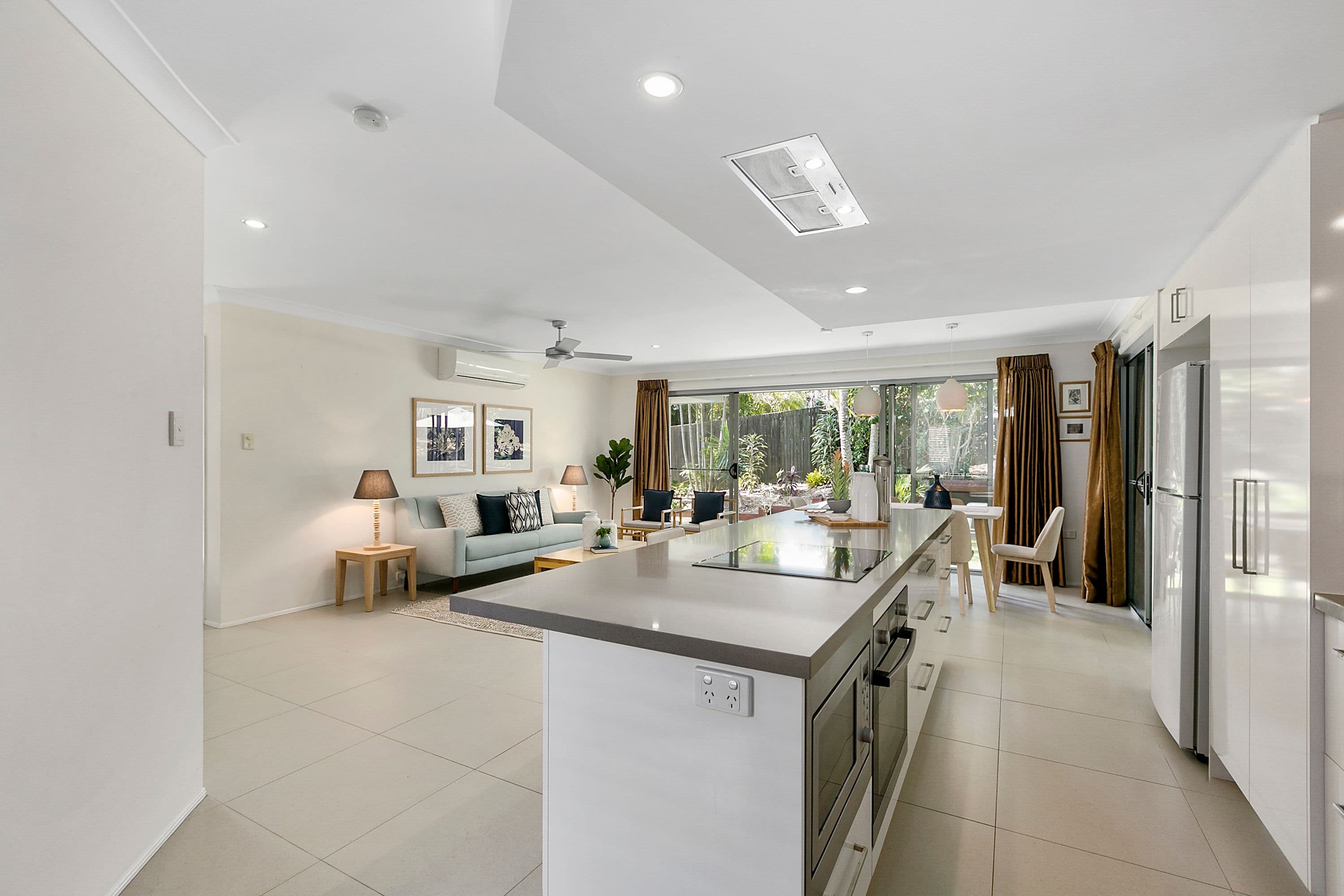 22 Twilight Street, Sunrise Beach QLD 4567, Sunrise Beach - Thumbnail 2
