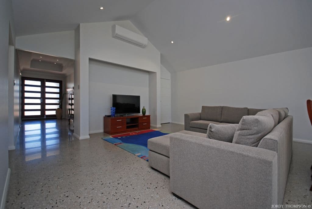 8 Grevillea Way, Jurien Bay WA 6516, Jurien Bay - Thumbnail 3