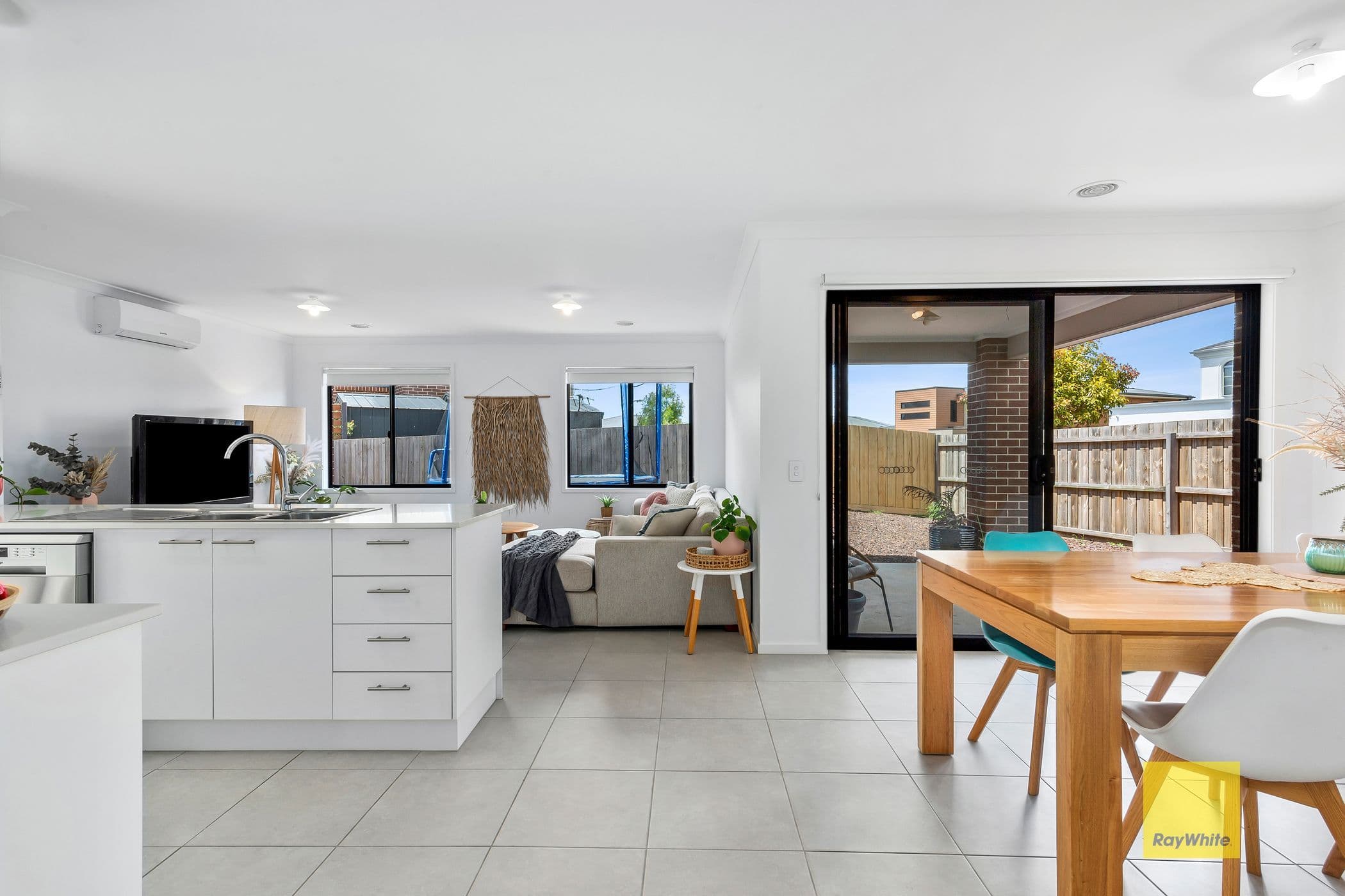 24 Grantham Drive, Highton VIC 3216, Highton - Thumbnail 5