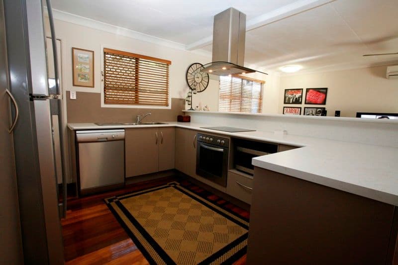 24 Ruby Round, KELSO QLD 4815, Kelso - Thumbnail 3