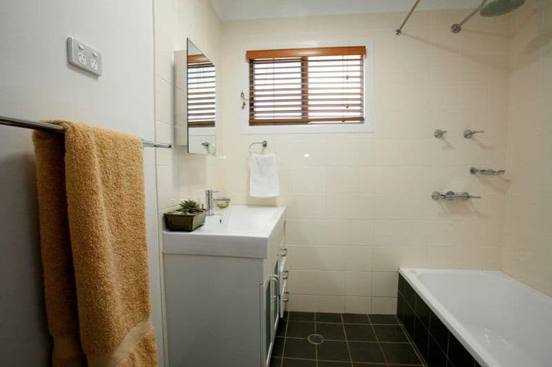 24 Ruby Round, KELSO QLD 4815, Kelso - Thumbnail 4