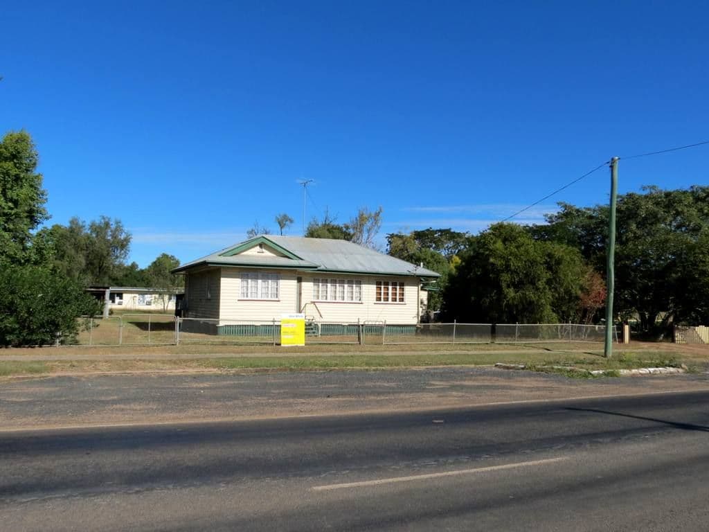 14 Conran Street, CAPELLA QLD 4723, Capella - Thumbnail 2