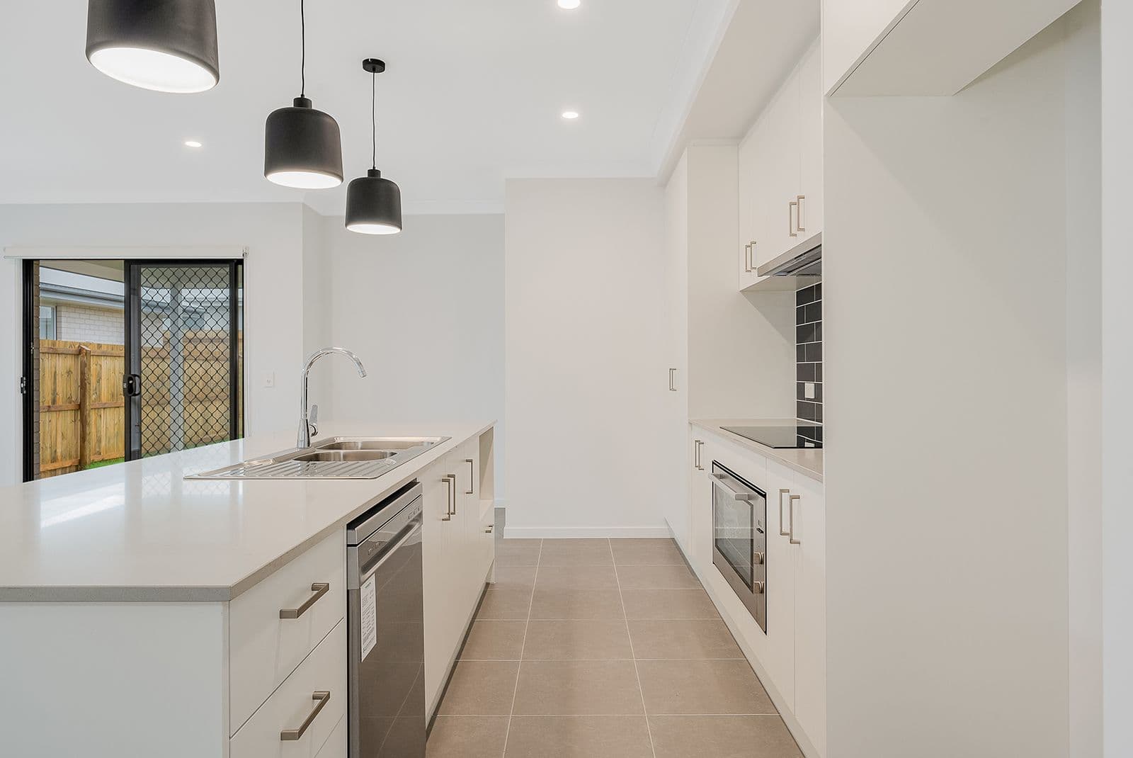 18 Oakbank Circuit, Burpengary East QLD 4505, Burpengary East - Thumbnail 3