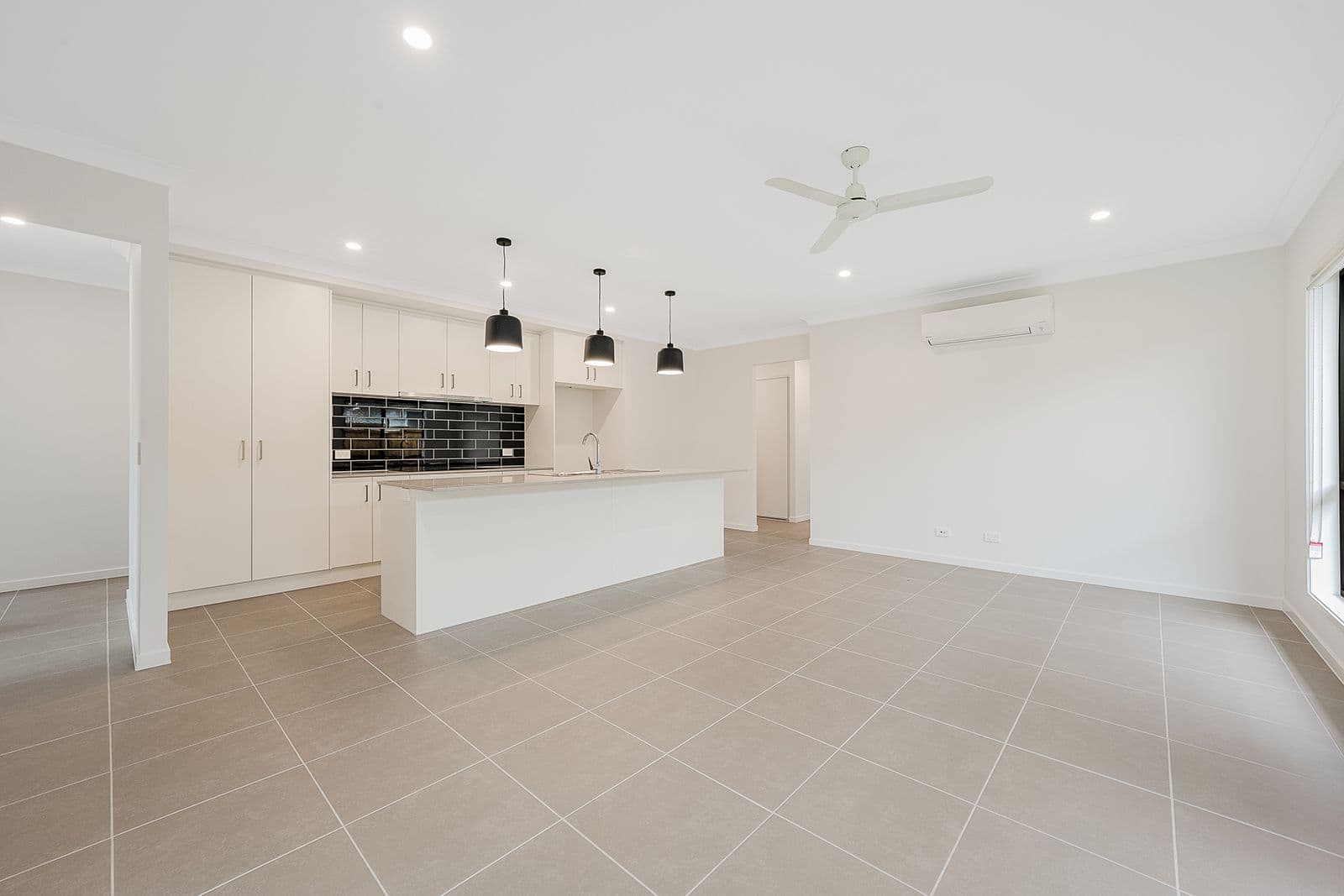 18 Oakbank Circuit, Burpengary East QLD 4505, Burpengary East - Thumbnail 5