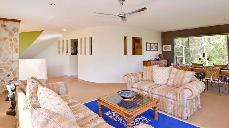 10 Forest Drive, ELANORA QLD 4221, Elanora - Thumbnail 2