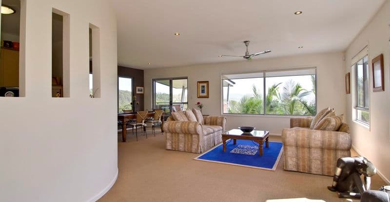 10 Forest Drive, ELANORA QLD 4221, Elanora - Thumbnail 5