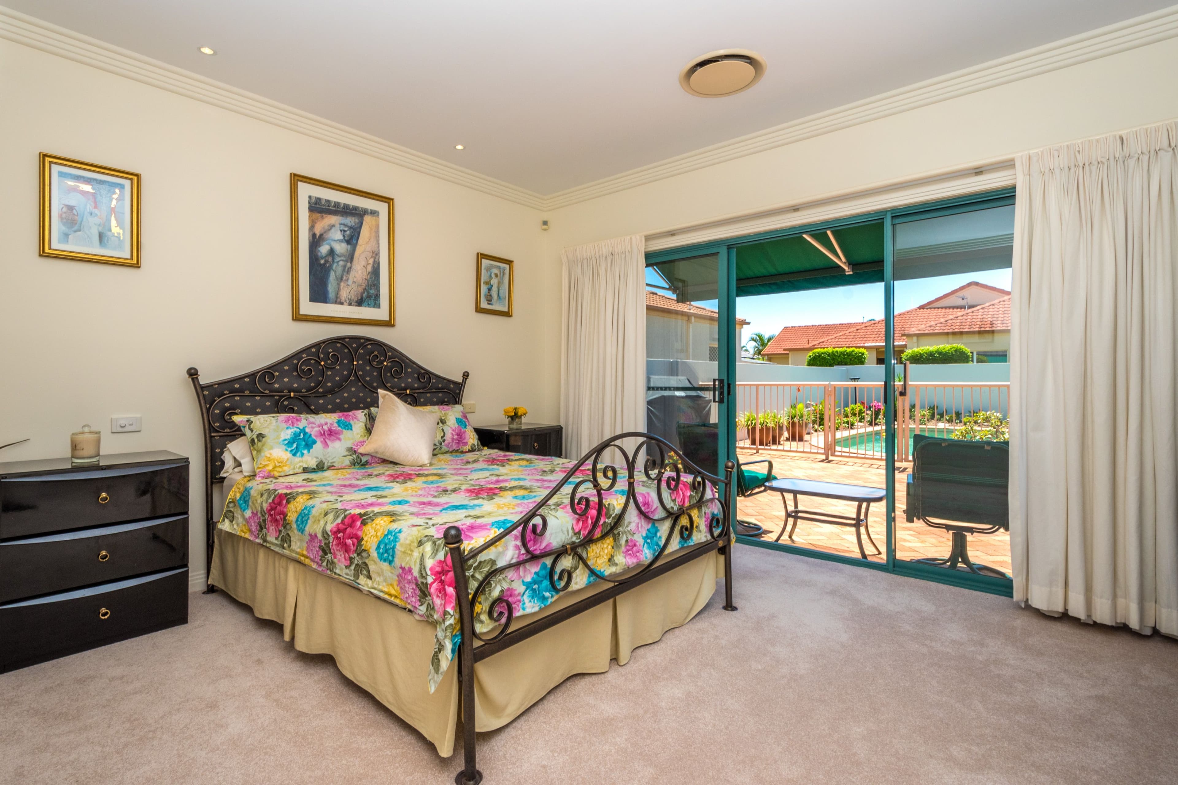 8 Sir Bruce Small Boulevard, Benowa Waters QLD 4217, Benowa - Thumbnail 5
