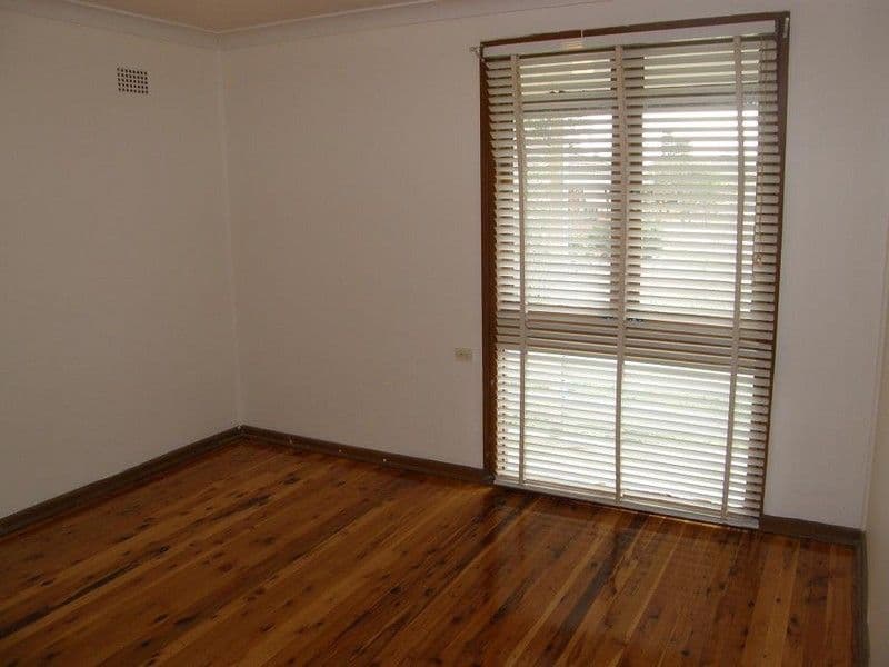 19 Idriess Crescent, BLACKETT NSW 2770, Blackett - Thumbnail 4
