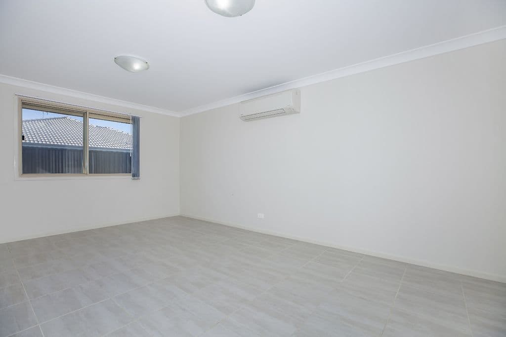 27 Lake View Crescent, Raymond Terrace NSW 2324, Raymond Terrace - Thumbnail 5