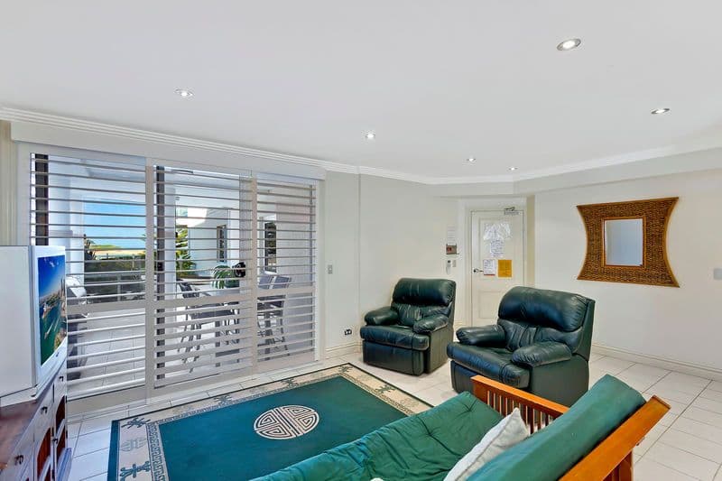 16 Marine Parade, THE ENTRANCE NSW 2261, The Entrance - Thumbnail 3