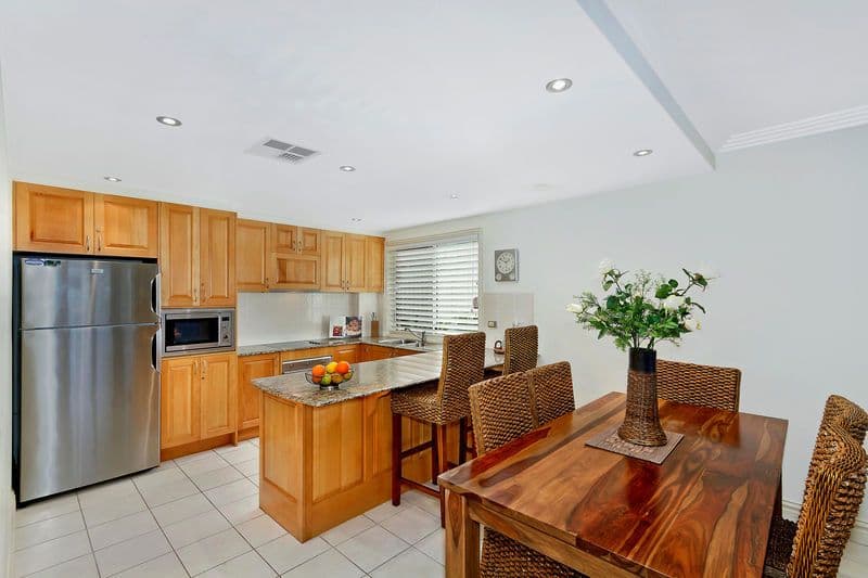 16 Marine Parade, THE ENTRANCE NSW 2261, The Entrance - Thumbnail 4