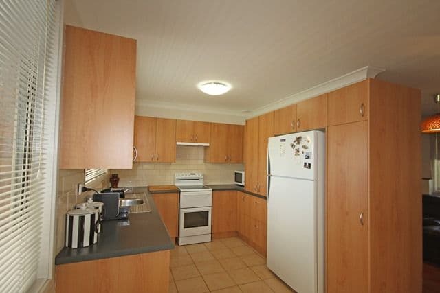 16 Saunternes Place, Eschol Park NSW 2558, Eschol Park - Thumbnail 3