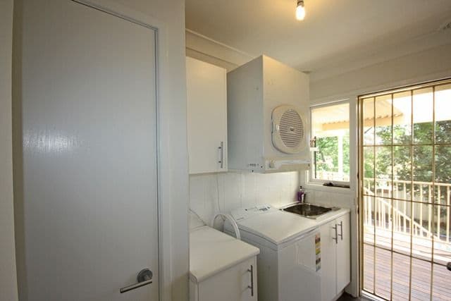 16 Saunternes Place, Eschol Park NSW 2558, Eschol Park - Thumbnail 5